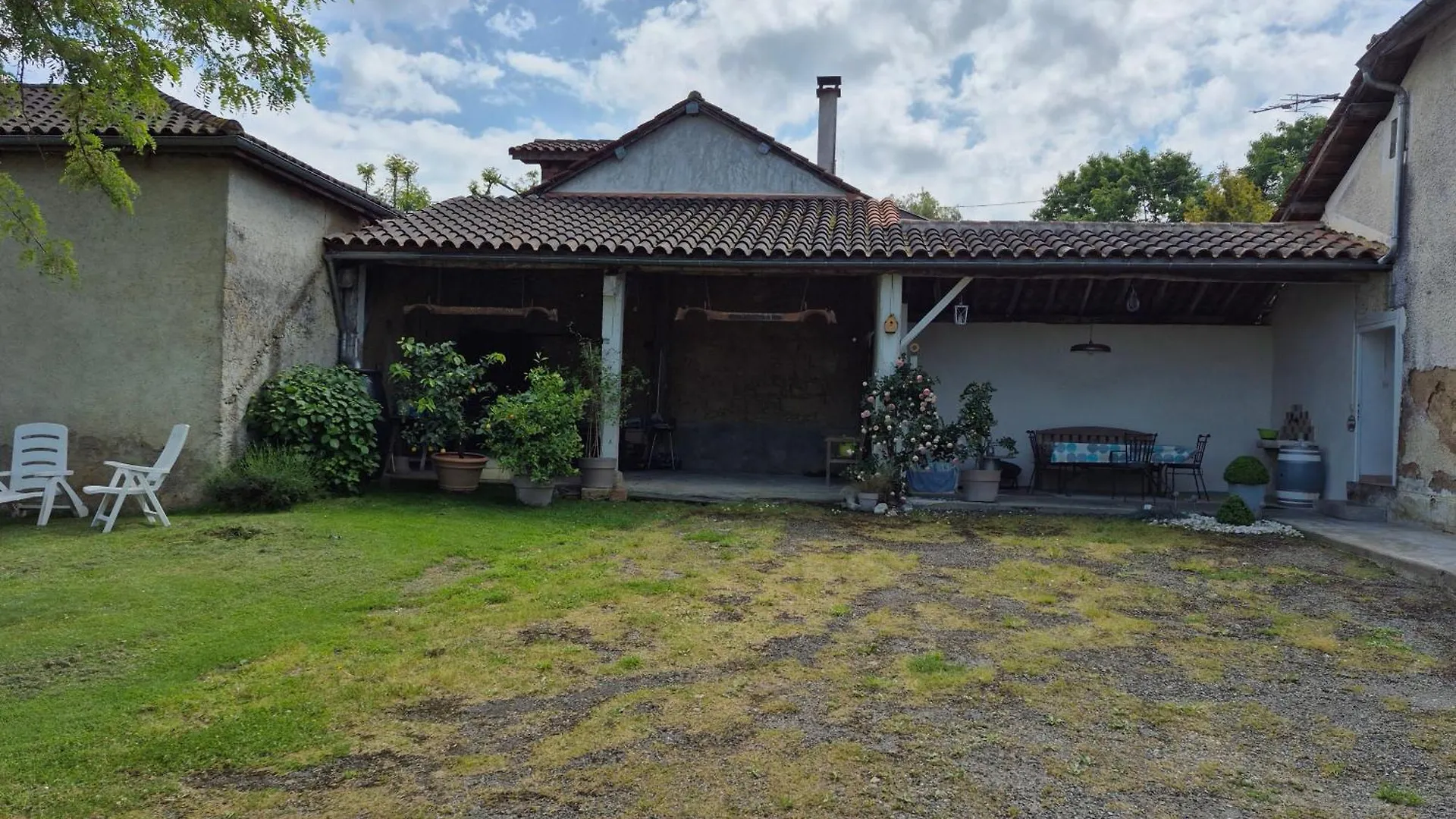 Maison Paradis Pr Enfants Troncens Frankrijk